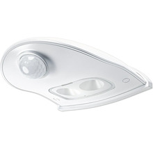Platt LED-lampa med integrerad rörelsesensor av vit plast för vägg- eller hörnmontering.