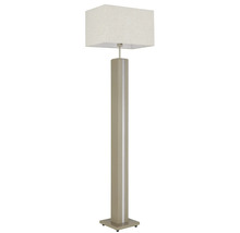 Golvlampa med rektangulär textilskärm och hög, fyrkantig fot.