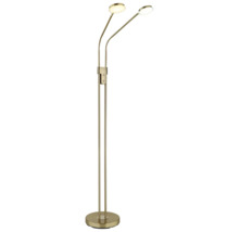 Modern golvlampa med två flexibla armar och runda LED-huvuden i mässingsfinish.