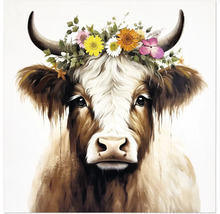 Tavla föreställande en ko med en färgglad blomsterkrans på huvudet och horn.