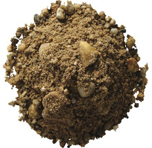 Blandning av sand och grus för byggnadsarbeten.
