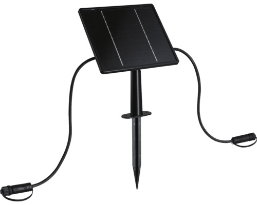 Svart solpanel med markspett och två anslutningskablar för trädgårdsbelysning.
