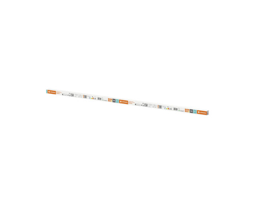 Förpackning till ett Ledvance LED-lysrör, lång vit kartong med orange logotyper och produktdetaljer.