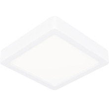 Kvadratisk LED-taklampa med vitt hölje och matt kupa.