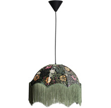 Hängande lampa med halvcirkelformad textilskärm, blommigt mönster och dekorativ fransad kant.
