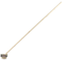 En trädgårdskvast med långt träskaft och borsthuvud från Garden Tools.