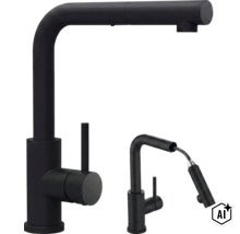 Modern ettgrepps köksblandare med utdragbar diskbänksdusch i matt design (Image AI modified or generated)