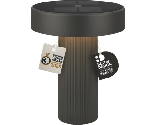 Modern LED solar bordslampa med räfflad fot och solpanel på ovansidan, inklusive German Design Award 2026 utmärkelse.