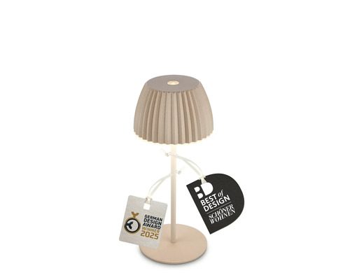 Modern bordslampa med plisserad skärm och utmärkelserna German Design Award 2025 samt Best of Design Schoener Wohnen