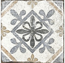 Dekorativ platta med blommönster