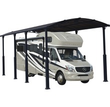Husbil under carport