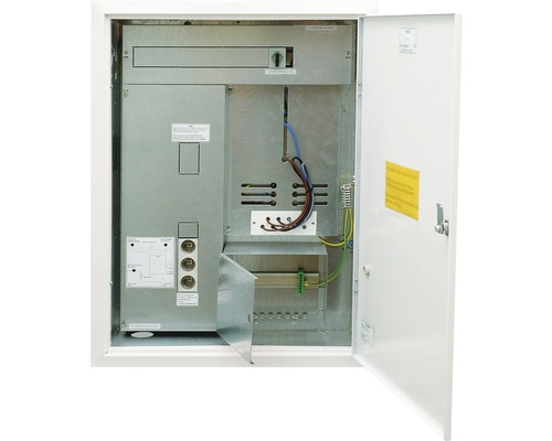 Öppen kopplingsdosa för elinstallationer med diverse anslutningar och kablar