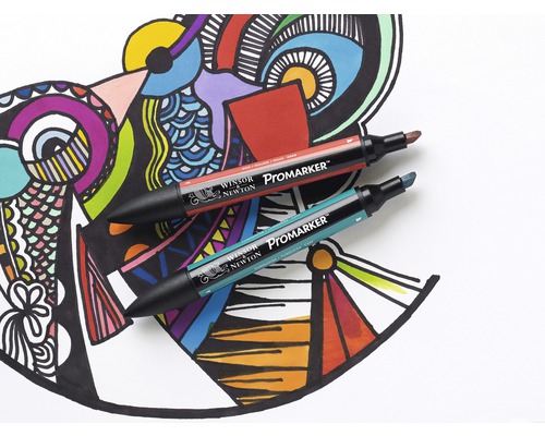 Två Winsor Newton ProMarker-pennor ligger på en färgstark bild