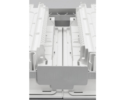 Detaljbild av en vit förvaringslåda i plast