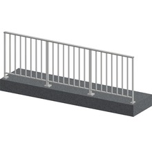 Metallräcke på betongfundament