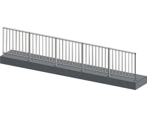 Metallräcke på betongfundament