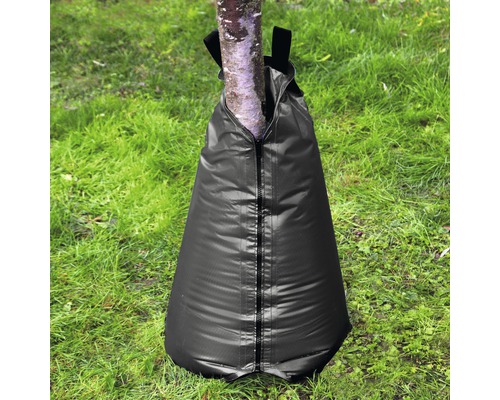 Bevattningssäck för träd för bevattning av nyplanterade träd.