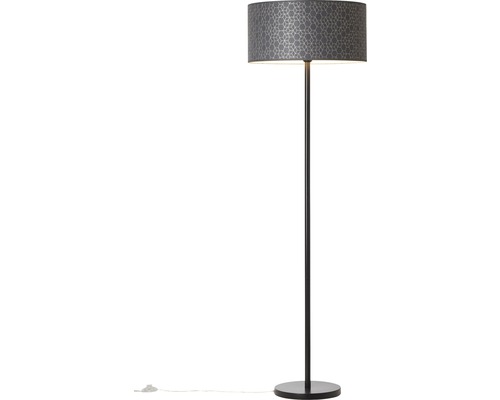 Golvlampa med mönstrad lampskärm