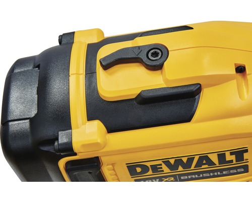 Detaljvy av en Dewalt spikpistol