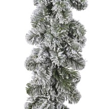 Snötäckt girlang för dekoration