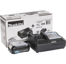 Makita batteriladdare med 12 volts batteri och förpackning