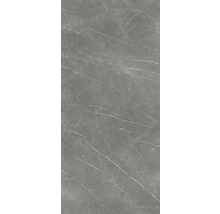 Grått golvkakel med marmorlook
