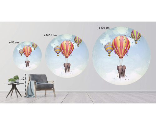 Olika storlekar på den runda väggmålningen med elefant under luftballonger i barnrummet