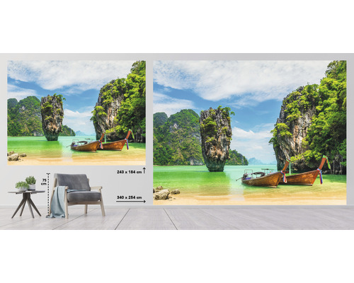 Väggmålning med landskapsmotiv, klippö och thailändska båtar
