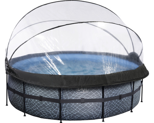 Rund pool med transparent tak för skydd mot väder och vind