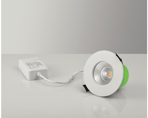 Infälld lampa med transformator för inomhusbruk