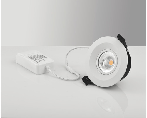 Infälld taklampa med LED och drivdon