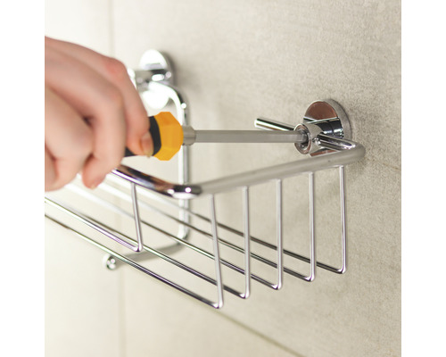 Montering av en duschkorg med en skruvmejsel