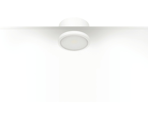 Vit underskåpsbelysning monterad på en yta.