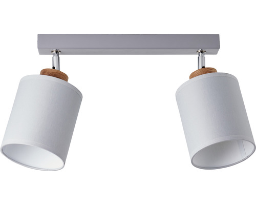 Taklampa med två spotlights, trädetaljer och tygskärmar