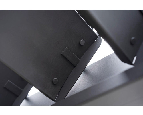 Detaljvy av en lamellkonstruktion i metall