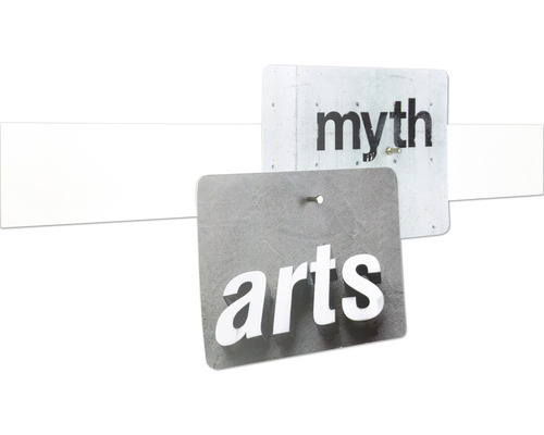 Skyltar med inskriptionerna Myt och Konst