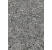 Lagda golvplattor med marmorlook