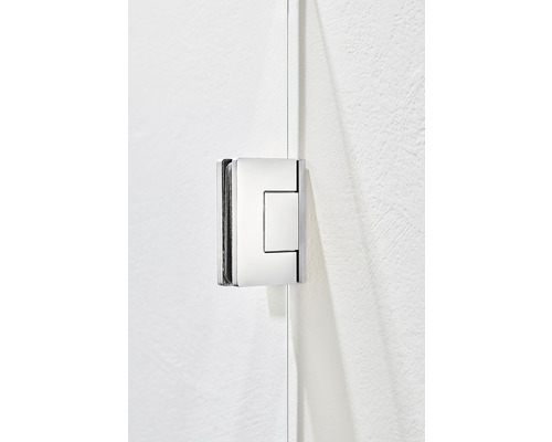 Duschkabinsband av metall på en duschkabin