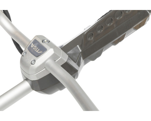 Detaljvy av en grästrimmer med Stiga logotyp