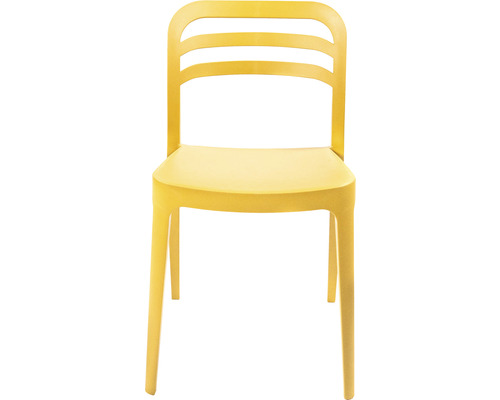 Gul plaststol med ryggstöd och fyra ben