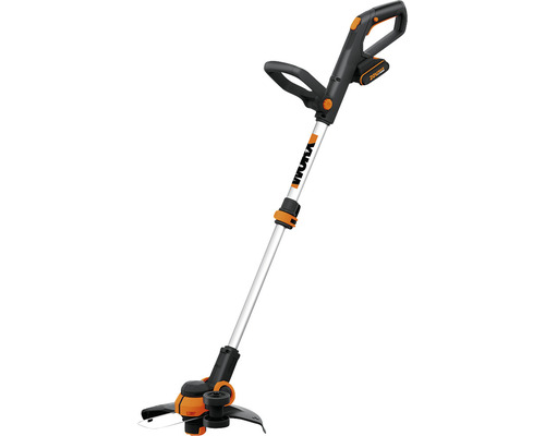 Batteridriven grästrimmer med teleskopskaft för trädgården.