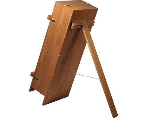 Träkompost med stativ för trädgårdsavfallshantering