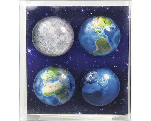 Dekorativ akrylkub med motiv av jorden och månen