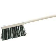 Handborste med trähandtag och borst