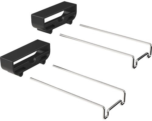 Två svarta fästen och två silverfärgade metallstänger