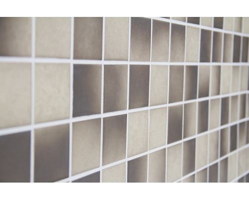 Närbild av fyrkantiga plattor