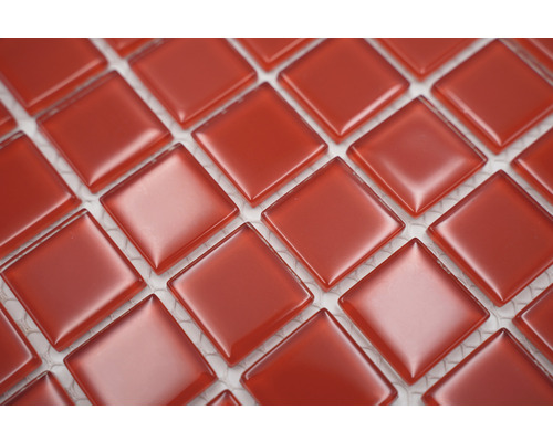 Fyrkantiga glasmosaikplattor, närbild