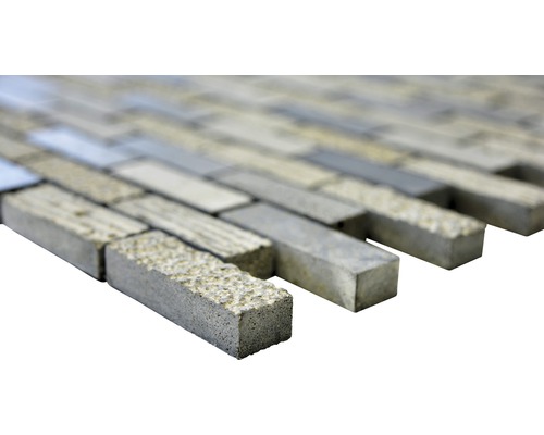 Mosaikplatta med rektangulära stenar