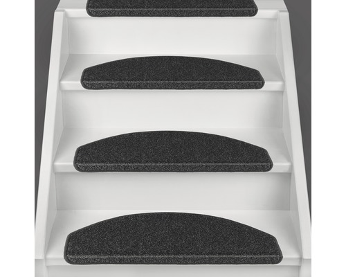 Trappa med trappstegsmattor