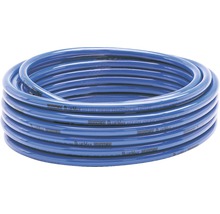 Blå högtrycksslang upprullad